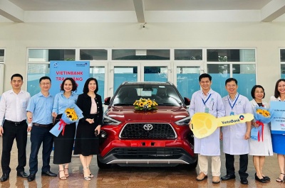 vietinbank trao tặng xe ô tô phục vụ công tác khám, chữa bệnh cho bệnh viện sản – nhi tỉnh quảng ngãi